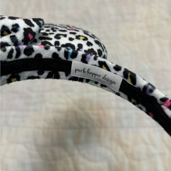 White/Rainbow Leopard Velvet Ear Headband - Picture 2 of 3